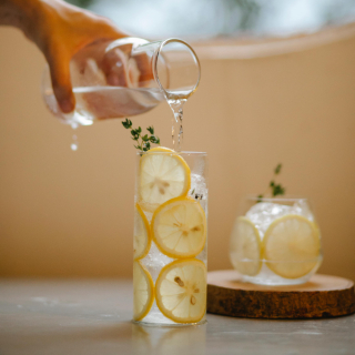 Linčburg limunada (Lynchburg lemonade)