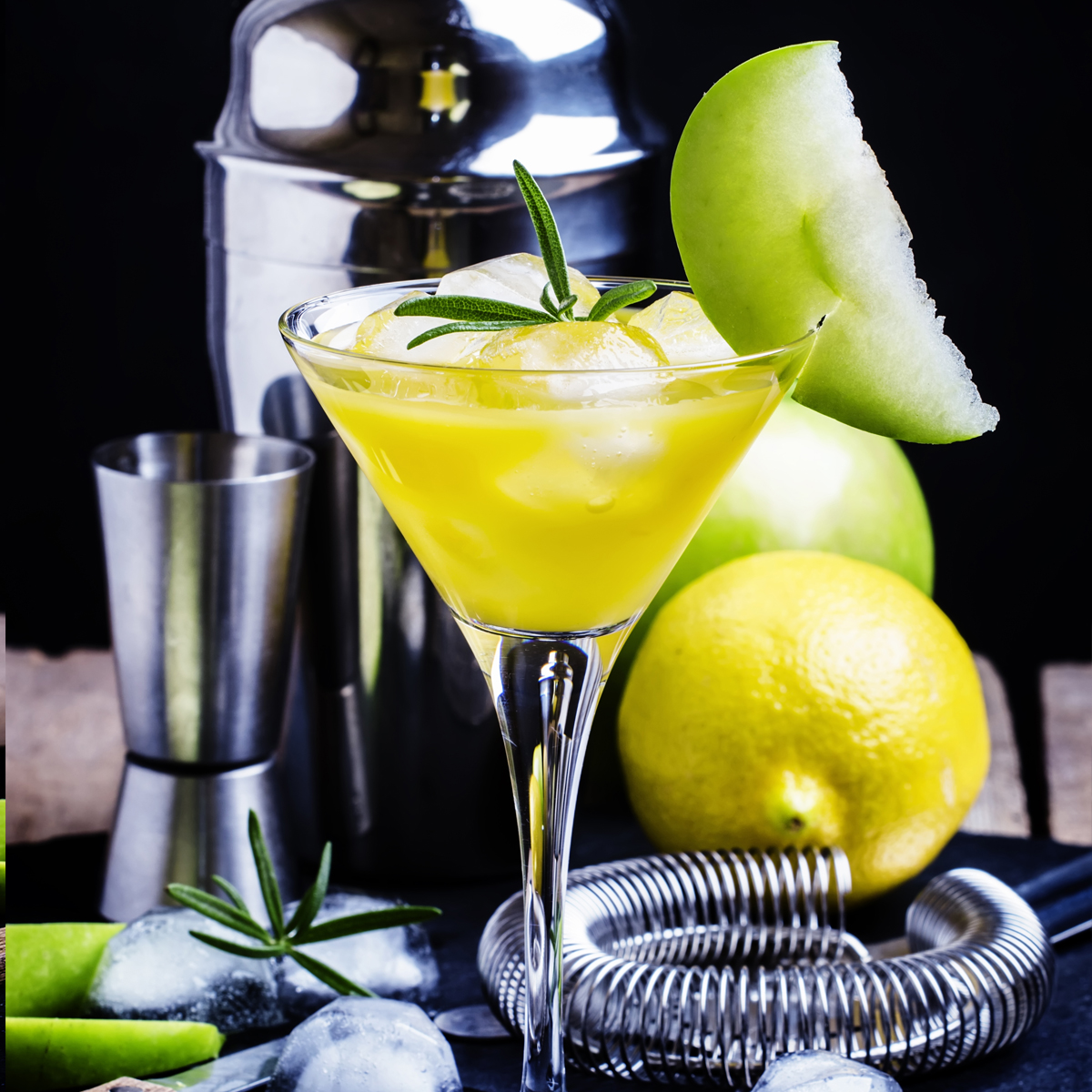 Jabuka Martini (Apple Martini)