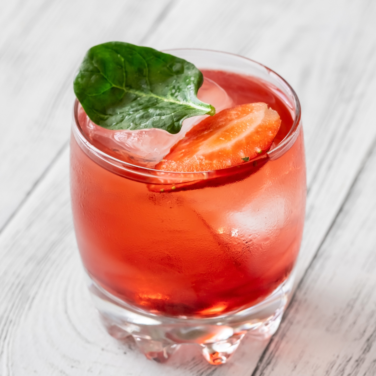Jagoda Bosiljak Limunada (Strawberry Basil Lemonade)