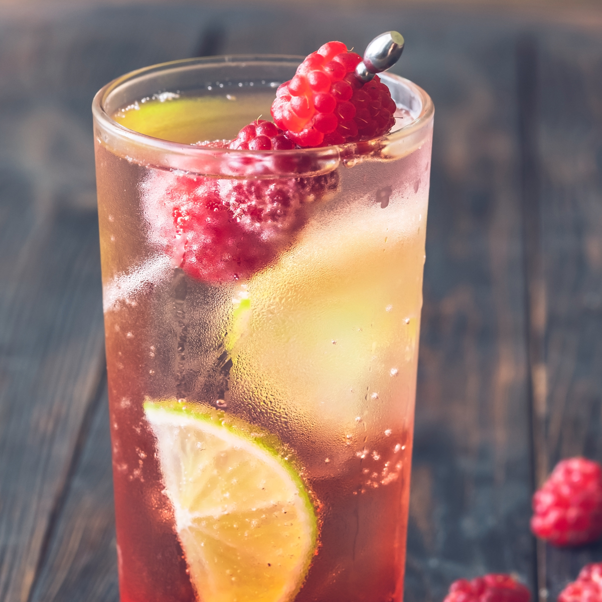 Malina Limeta Riki (Raspberry lime rickey)