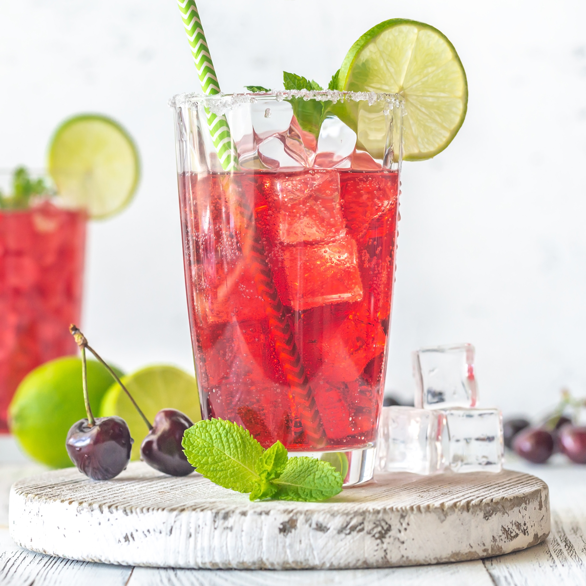Višnja Mohito (Cherry mojito)