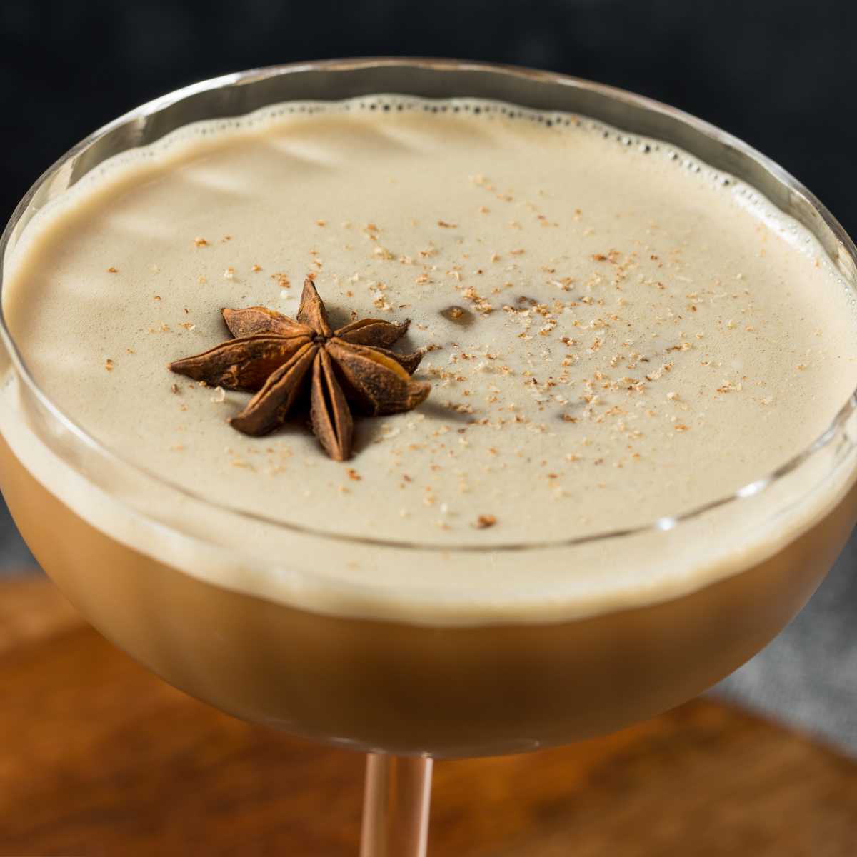 Prljavi Čaj Martini (Dirty Chai Martini)