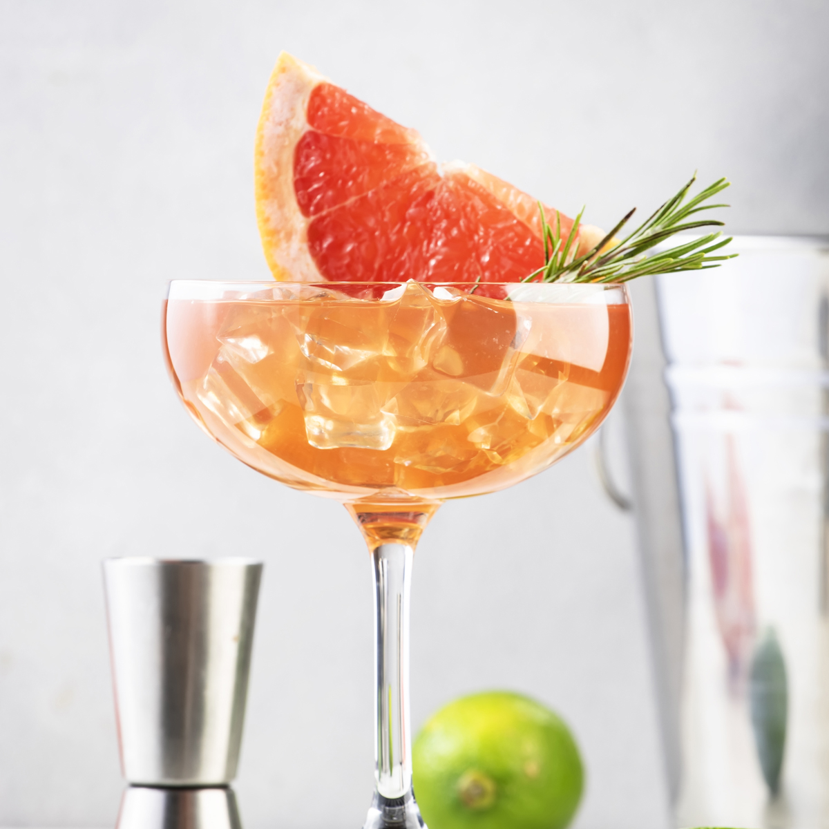 Grejpfrut Daikiri (Grapefruit Daiquiri)